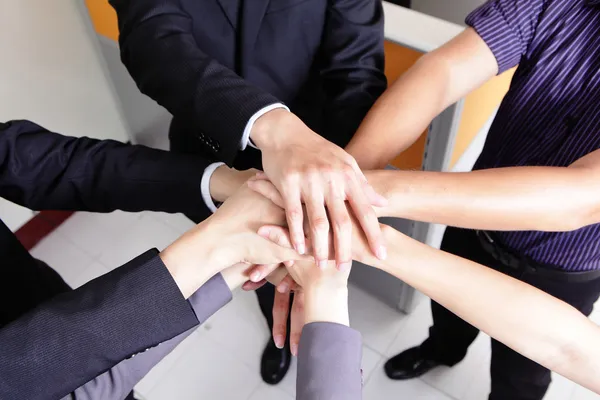 Featured Image of the news article आर्थिक सर्वेक्षण : विद्युतमा तीव्र, रेलमा सुस्त